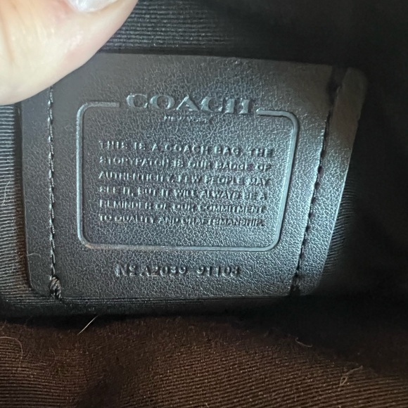 Coach Phoebe Horse & Carriage Crossbody - Picture 2 of 12